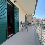 Beppo Apartament Podstrana
