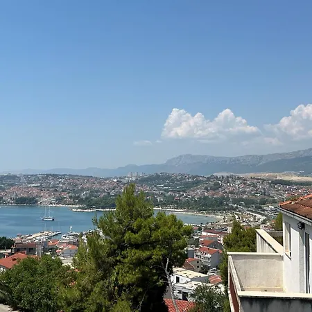 Appartement Beppo Podstrana