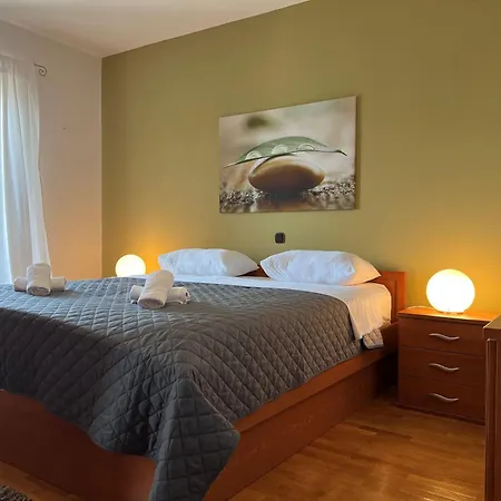 Beppo Apartment *