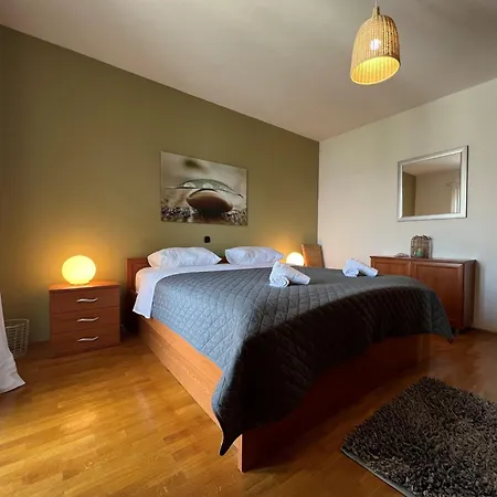 Beppo Apartment *