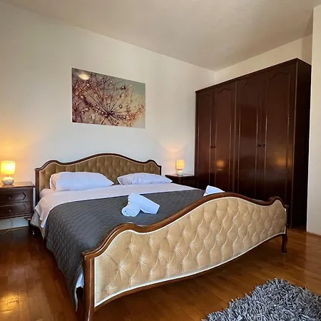 Beppo Apartment
